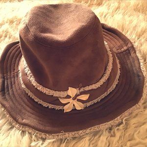 Cozy SA Faux Suede Flower Hat